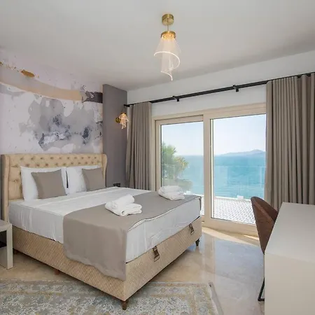 Front Super Boss 1 Βίλα