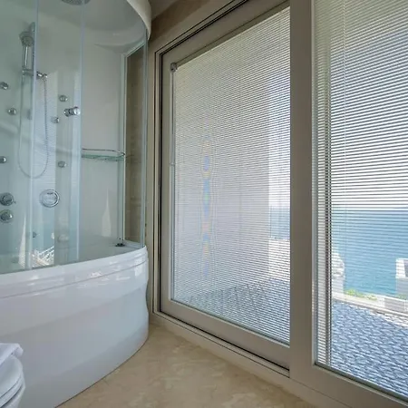 Front Super Boss 1 Bodrum